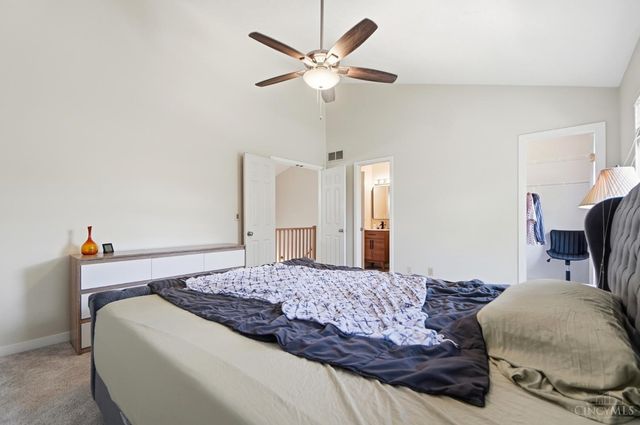 1008 John Street, Cincinnati, OH 45203