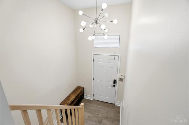 1008 John Street, Cincinnati, OH 45203