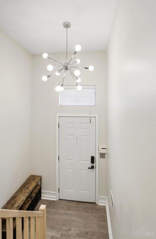 1008 John Street, Cincinnati, OH 45203