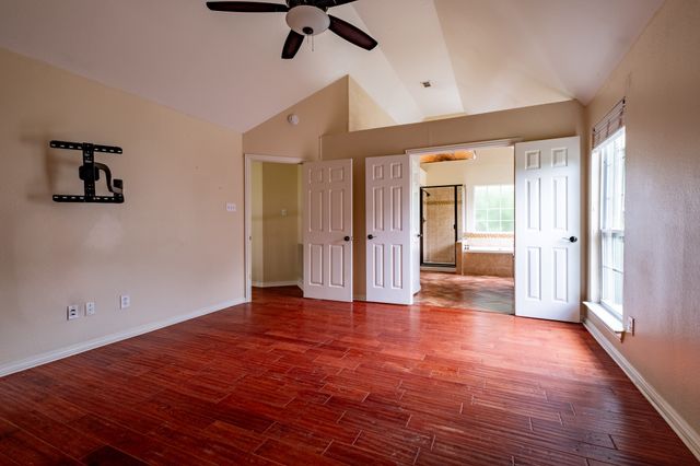 2125 Branchwood, Grapevine, TX 76051