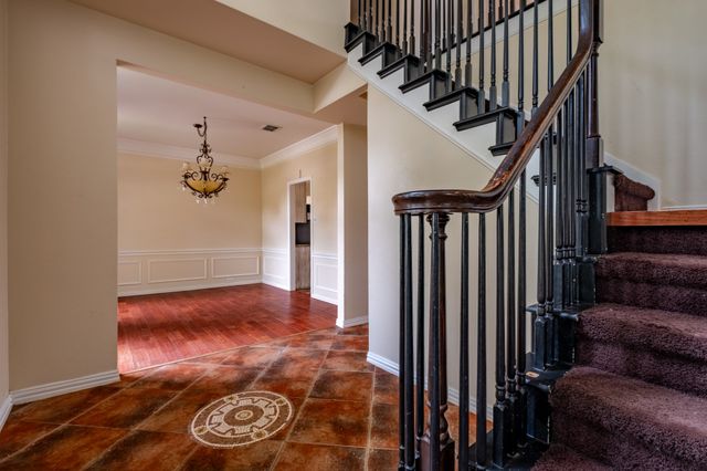2125 Branchwood, Grapevine, TX 76051