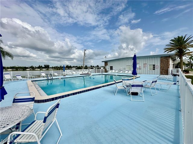 3165 Bunny Run DR, North Fort Myers, FL 33917