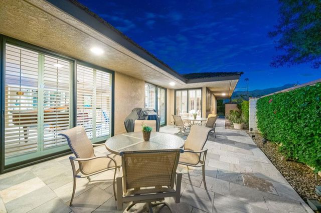 6 Oxford Court, Rancho Mirage, CA 92270