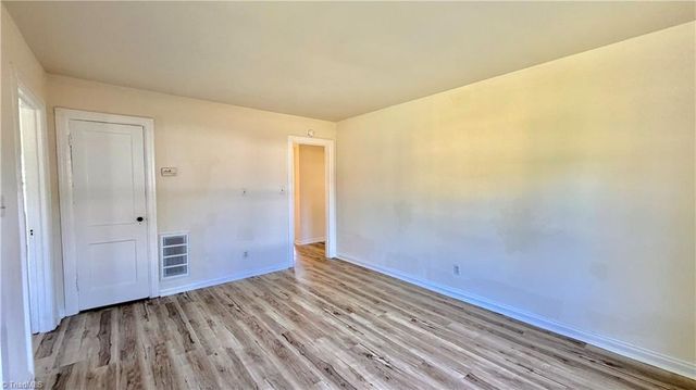 1512 Andover Avenue, Greensboro, NC 27405