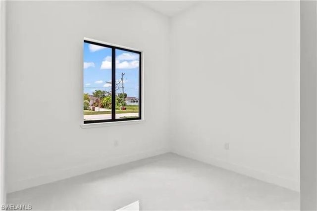 1809 SW Trafalgar PKWY, Cape Coral, FL 33991