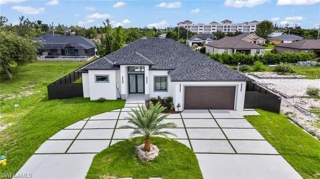 1809 SW Trafalgar PKWY, Cape Coral, FL 33991
