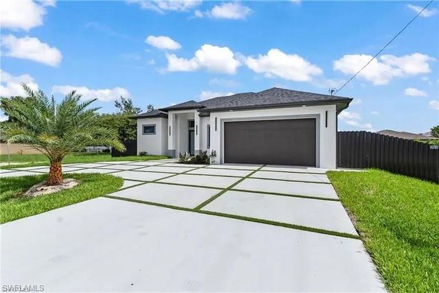 1809 SW Trafalgar PKWY, Cape Coral, FL 33991