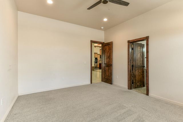 8024 Canoncito Drive NW, Albuquerque, NM 87120