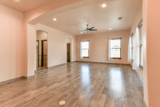 8024 Canoncito Drive NW, Albuquerque, NM 87120