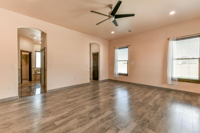 8024 Canoncito Drive NW, Albuquerque, NM 87120