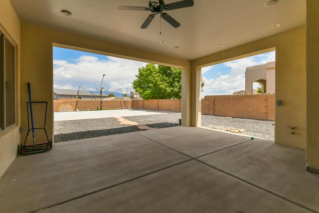 8024 Canoncito Drive NW, Albuquerque, NM 87120