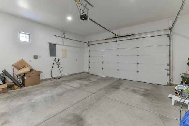 8024 Canoncito Drive NW, Albuquerque, NM 87120