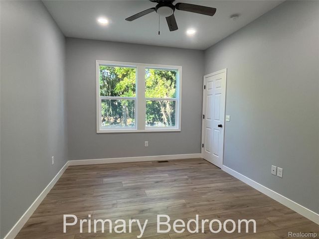 3175 OAKRIDGE Drive, Highland Twp, MI 48356