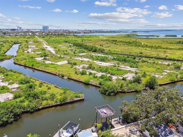 4835 W FLAMINGO ROAD, Tampa, FL 33611