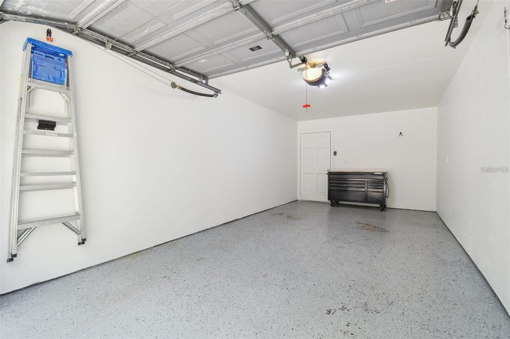 Image 40 of property listing at 4835 W FLAMINGO ROAD, Tampa, FL 33611