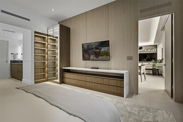 2301 Collins Ave 1634, Miami Beach, FL 33139