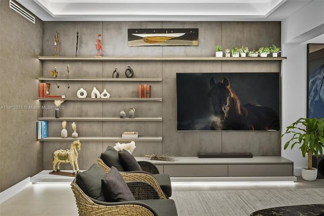 2301 Collins Ave 1634, Miami Beach, FL 33139