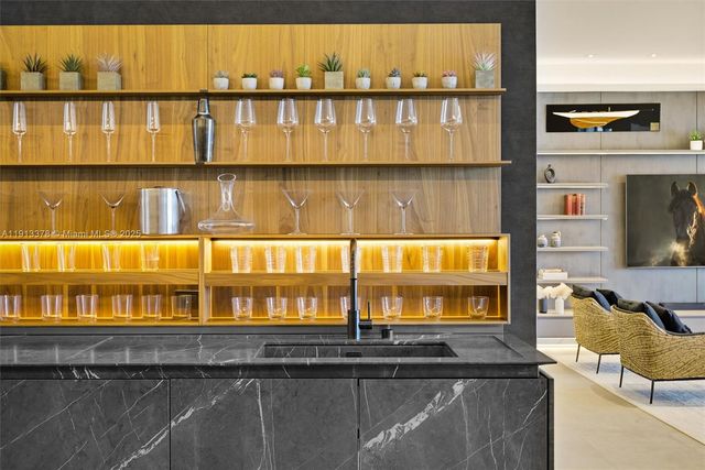 2301 Collins Ave 1634, Miami Beach, FL 33139