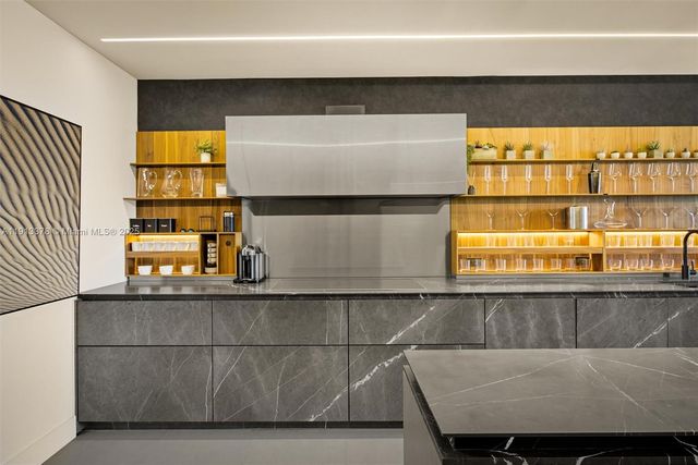 2301 Collins Ave 1634, Miami Beach, FL 33139