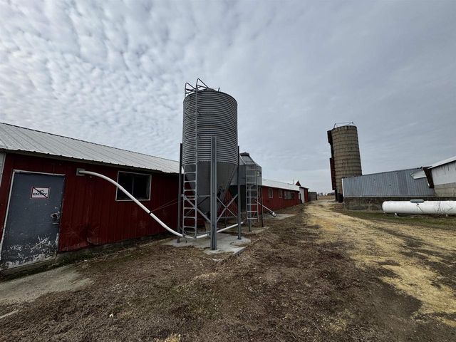 10212 E BC Townline Road, Clinton, WI 53525