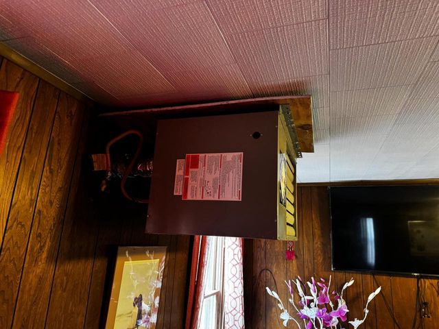 10212 E BC Townline Road, Clinton, WI 53525