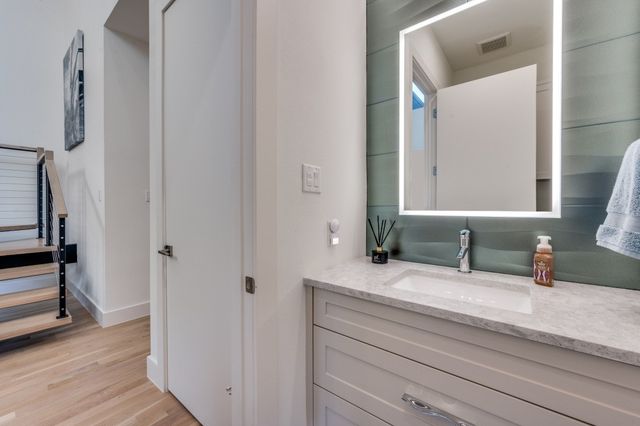 3918 Lively Lane, Dallas, TX 75220