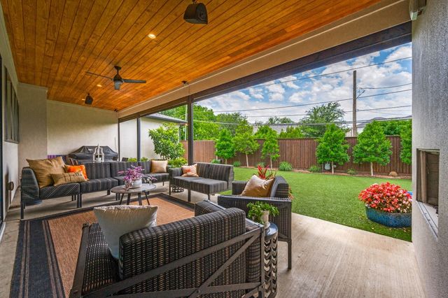 3918 Lively Lane, Dallas, TX 75220