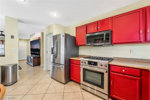 733 Rising Brook Drive, Henderson, NV 89011