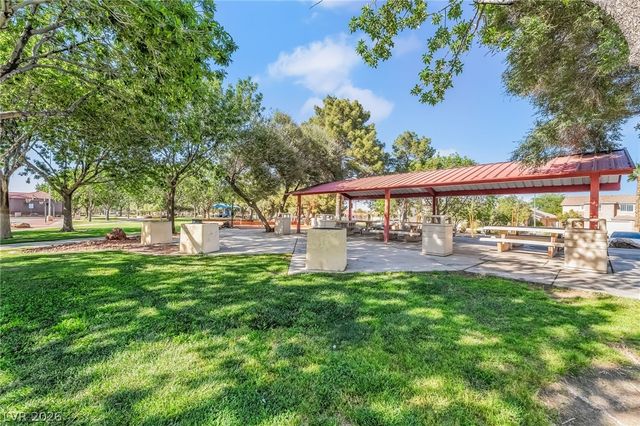 733 Rising Brook Drive, Henderson, NV 89011