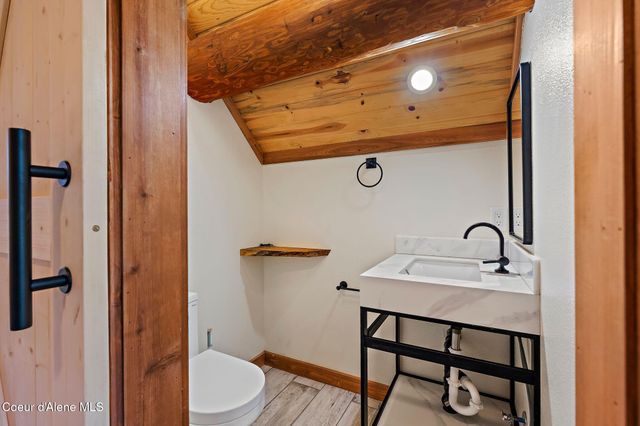 1142 Salee Creek RD, Bayview, ID 83803