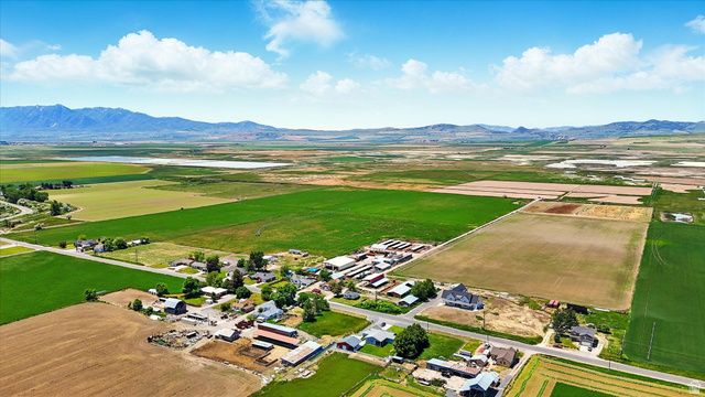 7605 N 2400 W, Amalga, UT 84335