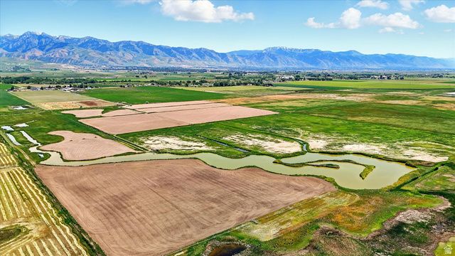 7605 N 2400 W, Amalga, UT 84335