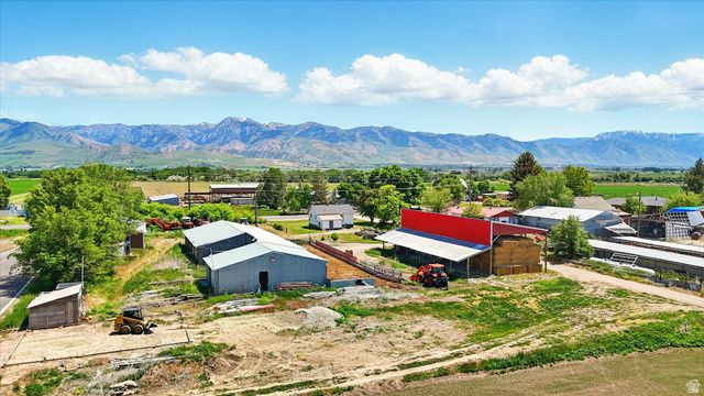 7605 N 2400 W, Amalga, UT 84335