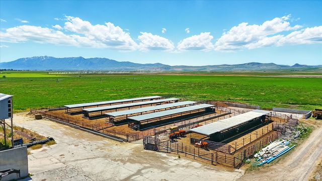 7605 N 2400 W, Amalga, UT 84335