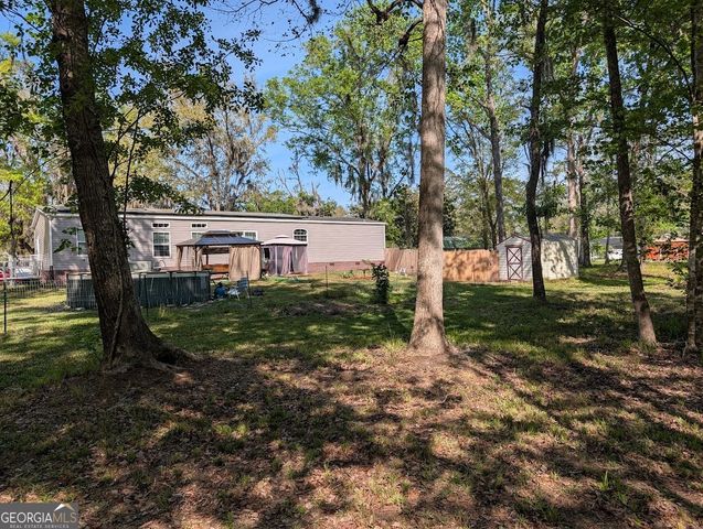 528 Laura Street, Kingsland, GA 31548