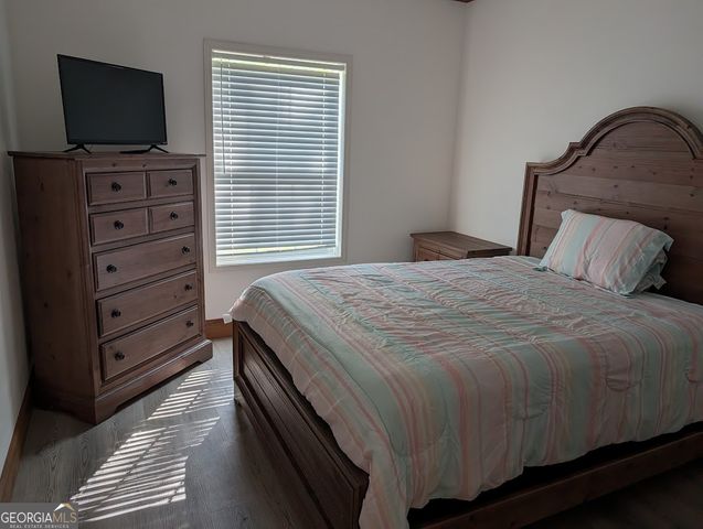 528 Laura Street, Kingsland, GA 31548
