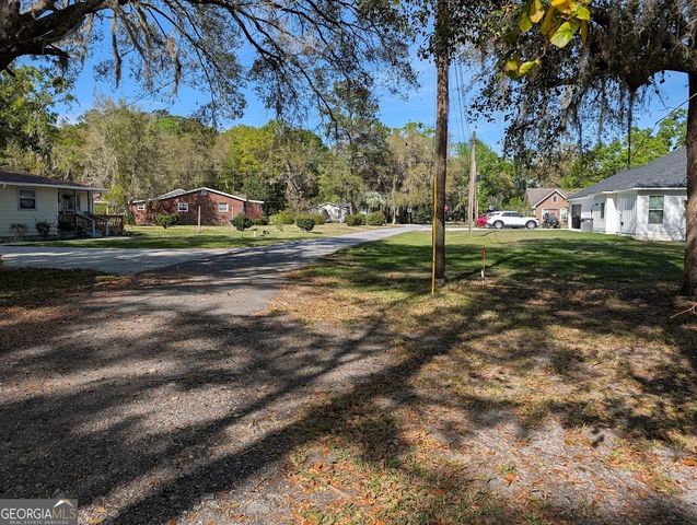 528 Laura Street, Kingsland, GA 31548