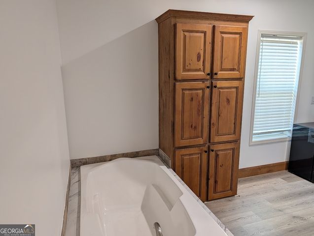 528 Laura Street, Kingsland, GA 31548
