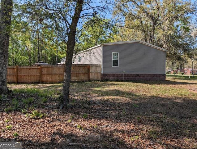 528 Laura Street, Kingsland, GA 31548