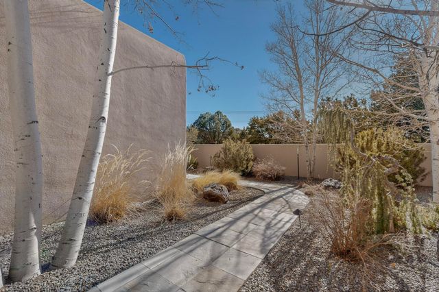 107 Tierra Rica, Santa Fe, NM 87505