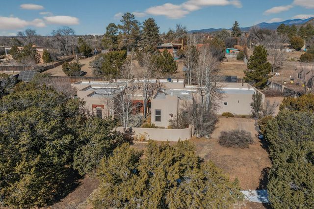107 Tierra Rica, Santa Fe, NM 87505
