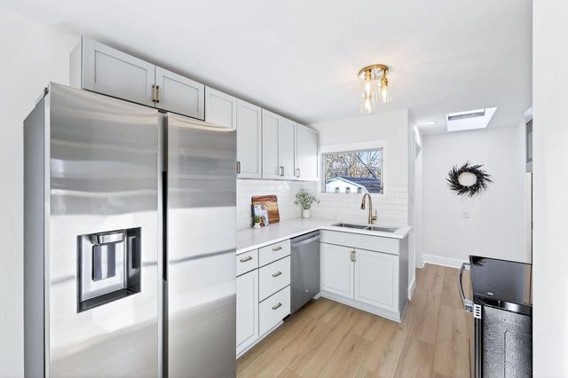 2926 Milwaukee Street, Madison, WI 53704