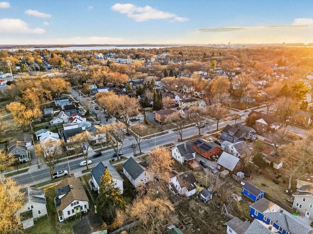 2926 Milwaukee Street, Madison, WI 53704