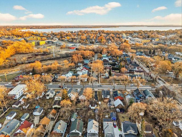 2926 Milwaukee Street, Madison, WI 53704