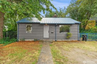 3109 SW Roxbury Street, Seattle, WA 98126