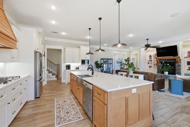 15 S Springhill Lane, Greenbrier, AR 72058