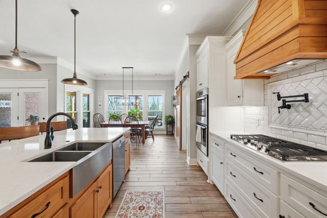 15 S Springhill Lane, Greenbrier, AR 72058