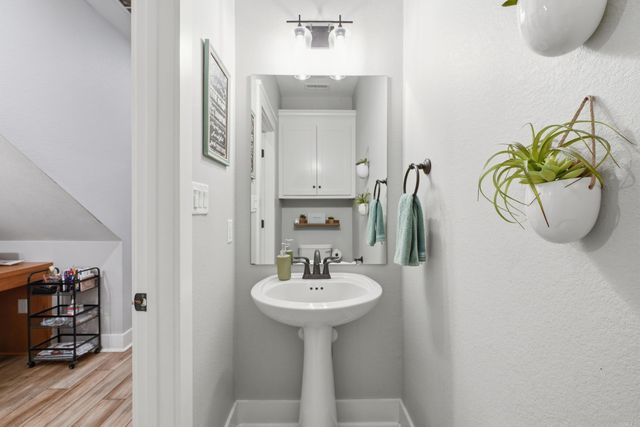 15 S Springhill Lane, Greenbrier, AR 72058