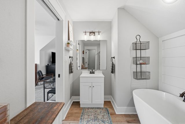 15 S Springhill Lane, Greenbrier, AR 72058