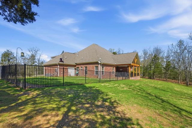 15 S Springhill Lane, Greenbrier, AR 72058